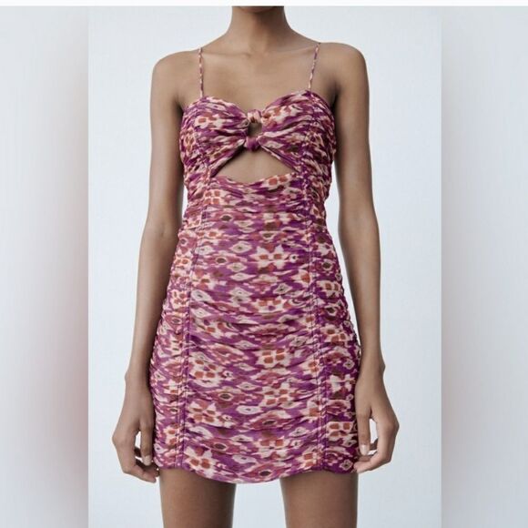 ZARA PURPLE PEACOCK FEATHER PRINT SPAGHETTI STRAP RUCHED MINI DRESS SIZE MEDIUM - Picture 2 of 9